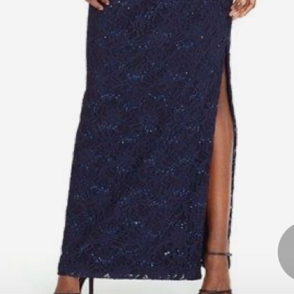 Raulph Lauren Gown - Picture 2 of 7